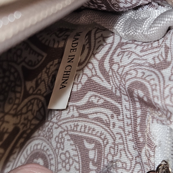 Bella Russo Quilted Faux Leather Crossbody Bag  Light Beige NWOT - Picture 5 of 7